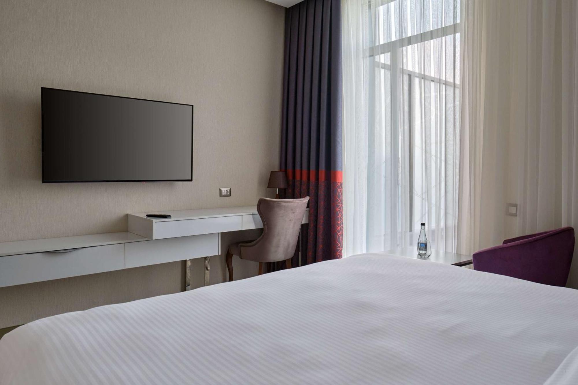 Panarams Tashkent Hotel, A Member Of Radisson Individuals Exterior foto