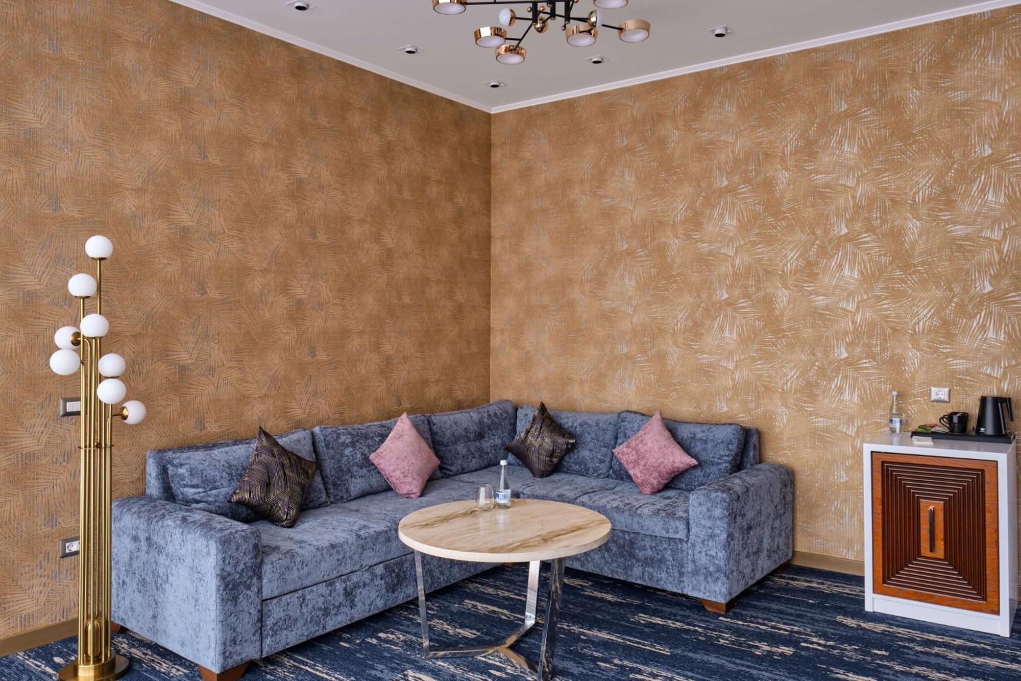 Panarams Tashkent Hotel, A Member Of Radisson Individuals Exterior foto