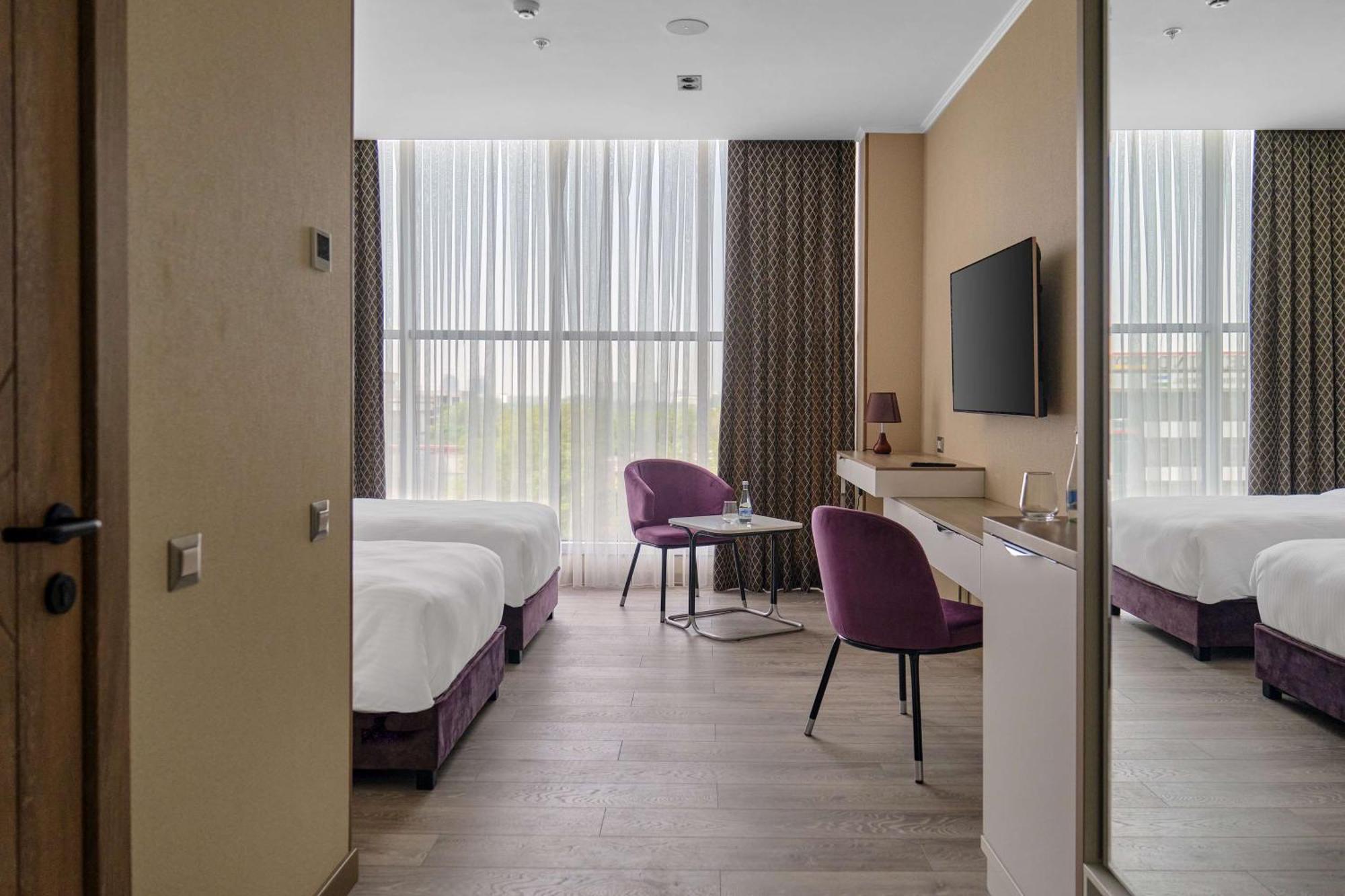 Panarams Tashkent Hotel, A Member Of Radisson Individuals Exterior foto